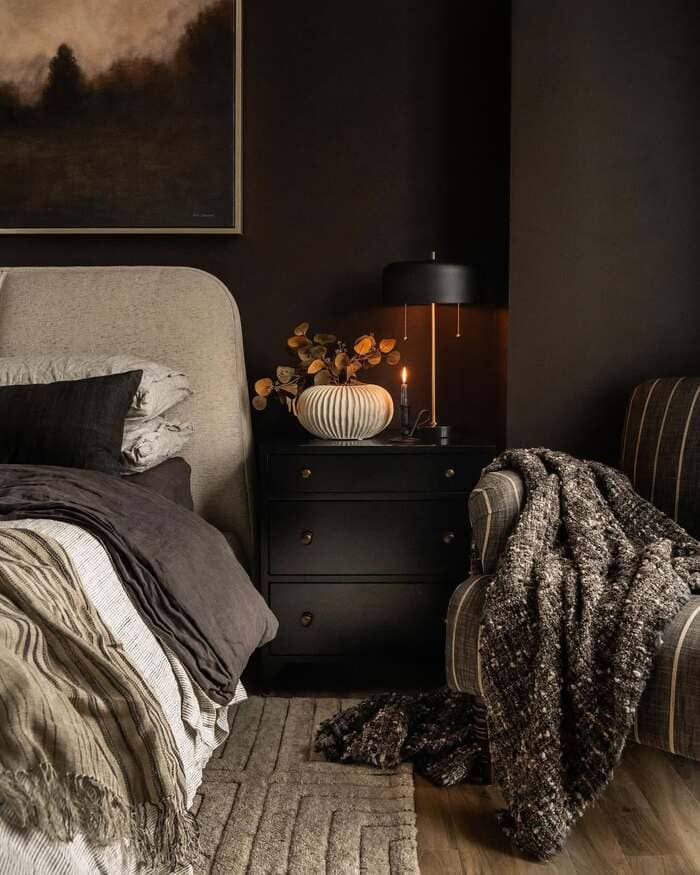 Moody Bedroom Ideas