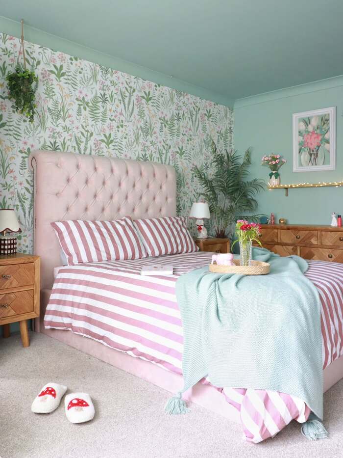 sage green and pink bedroom ideas