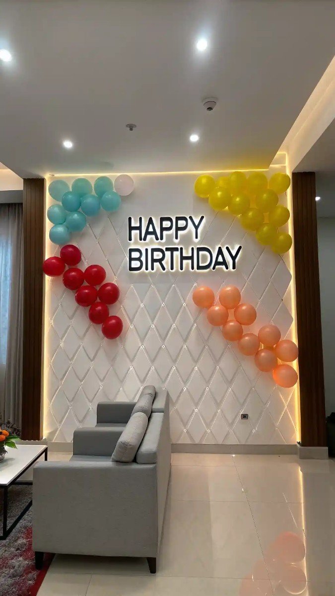 living room birthday party decor wall 4