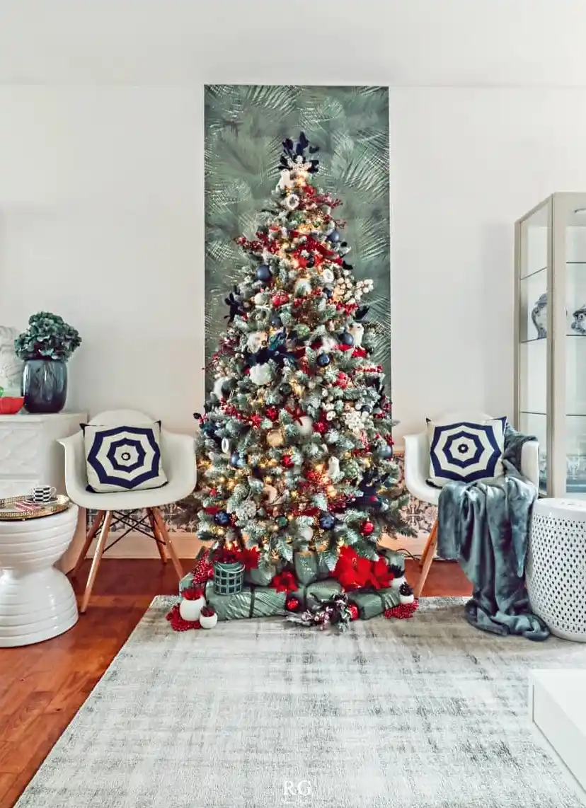 blue and red christmas decor