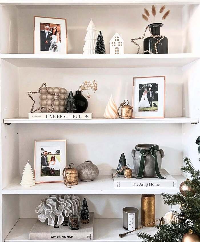 christmas shelf decor