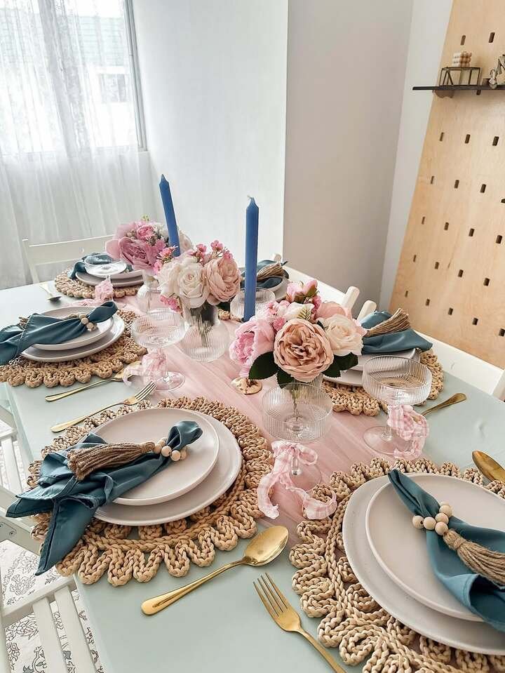 dining room table decor