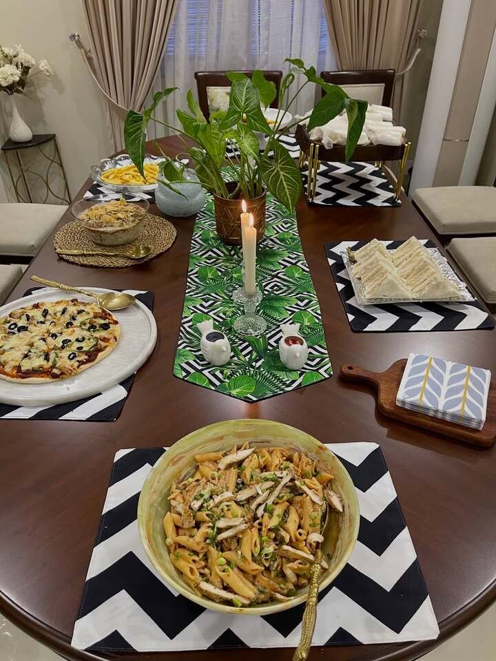 dining room table decor