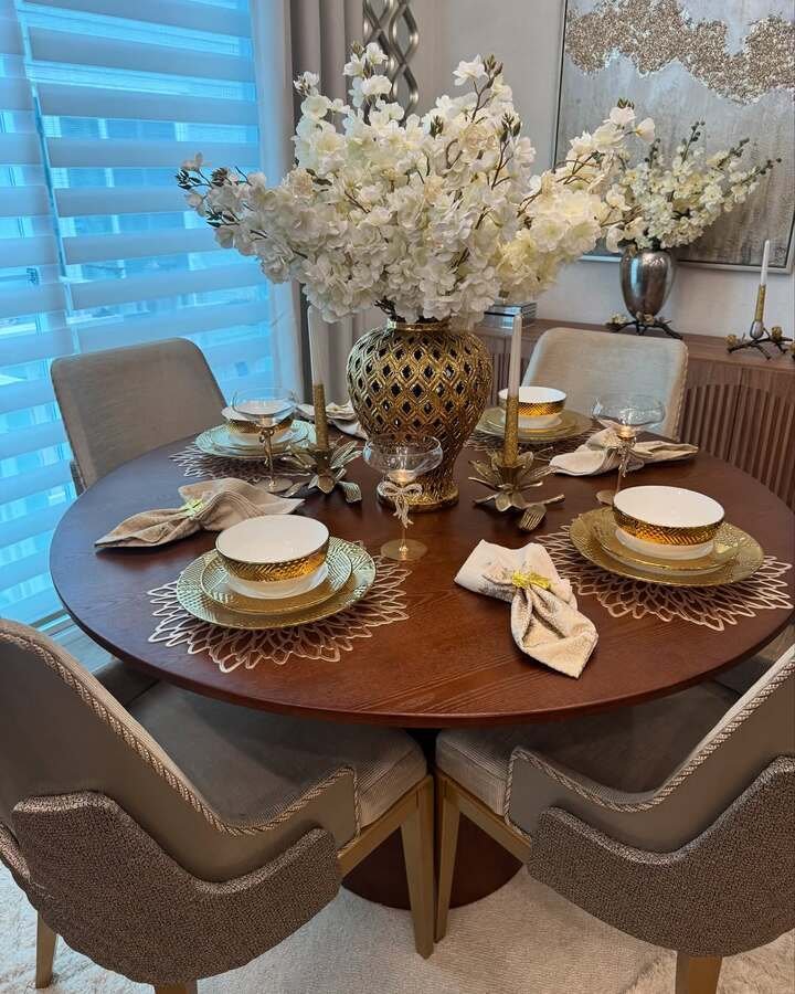 dining room table decor