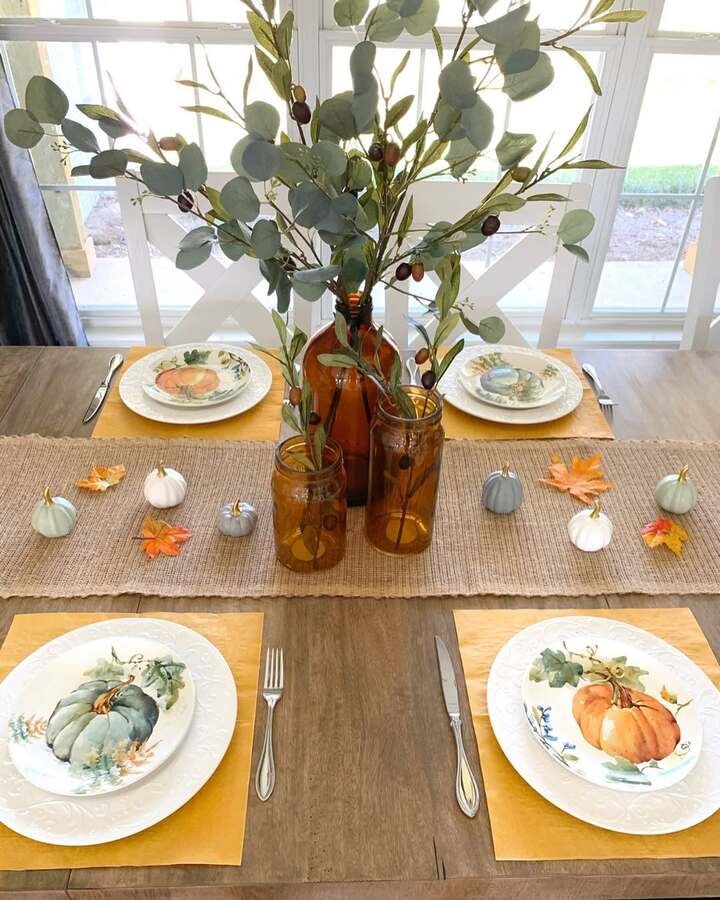 dining room table decor