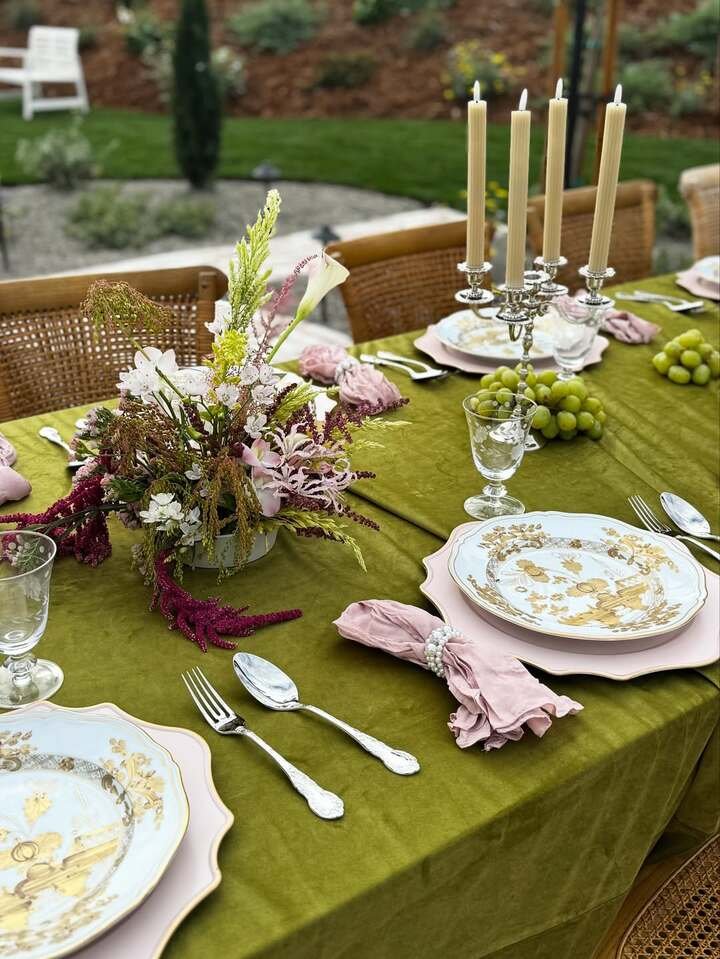 dining room table decor