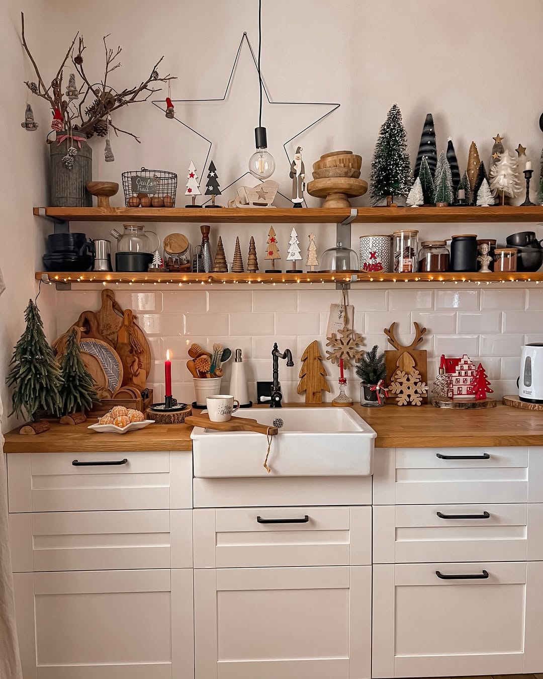 Traditional Christmas Decor